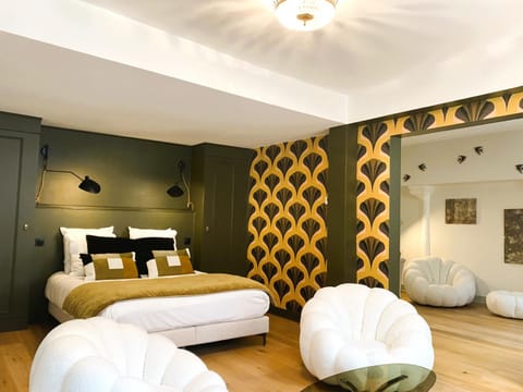 Living room, Bedroom