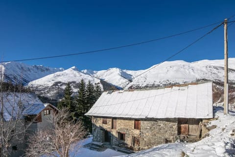 Property building, Winter
