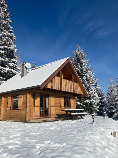 Property building, Day, Winter