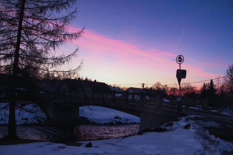 Area and facilities, Sunset
