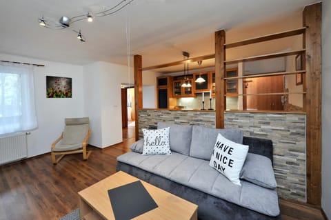 Living room, Photo of the whole room, Dining area