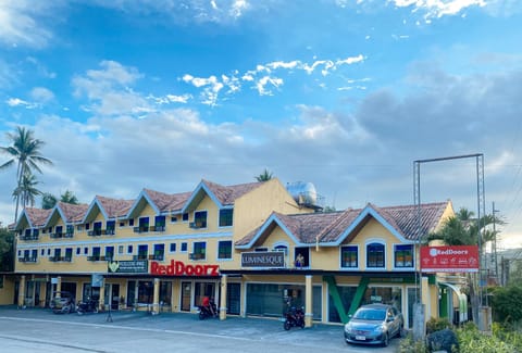 Property building, Day, Parking