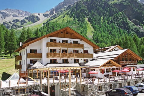 Property building, Mountain view