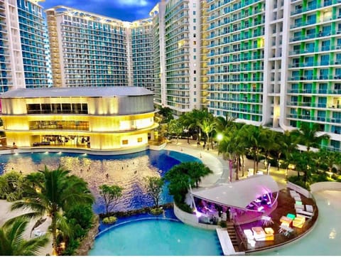 Beach, Swimming pool