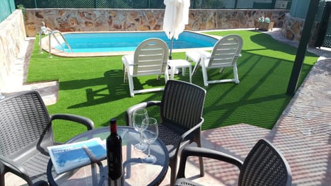 Garden, Balcony/Terrace, Swimming pool