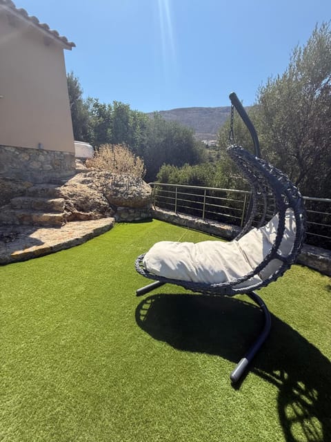 Spring, Day, Natural landscape, Garden, Garden view, sunbed