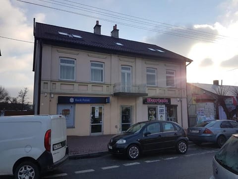 Property building, Facade/entrance