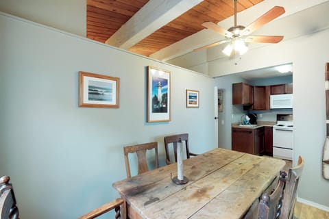 Westport Marina Guest House House in Westport