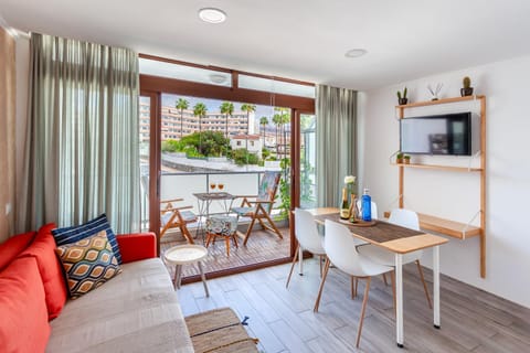 Communal lounge/ TV room, TV and multimedia, Living room, Lounge or bar