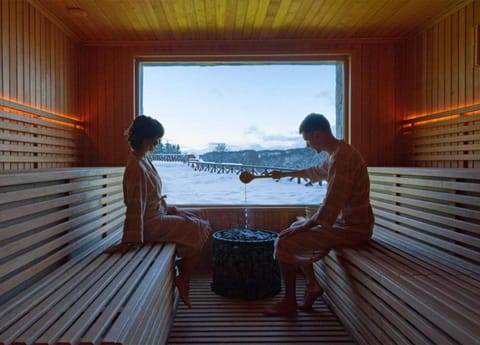 Spa and wellness centre/facilities, Mountain view