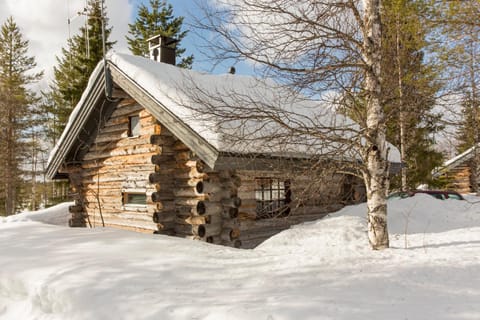 Property building, Day, Winter