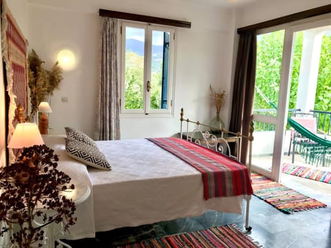 Balcony/Terrace, Bedroom, Garden view