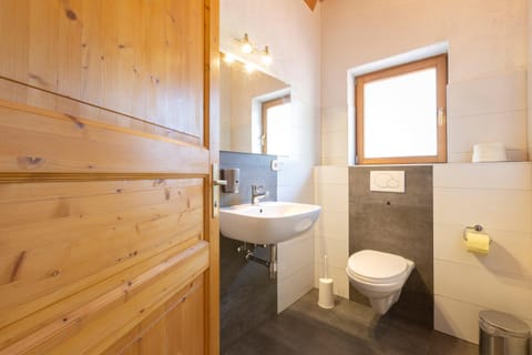 Haus Sophia - Erholung mit Berg und Talblick Apartment in Tyrol