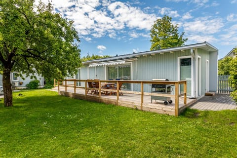 Property building, Patio, Garden