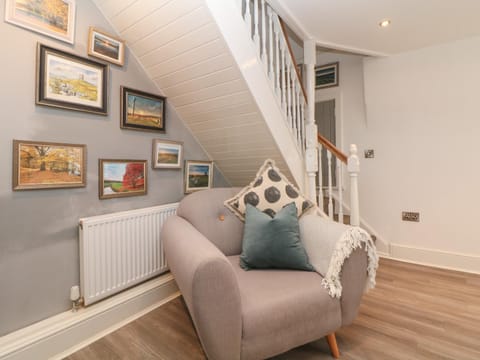 Ardeevin Cottage House in High Peak District