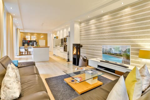 TV and multimedia, Living room