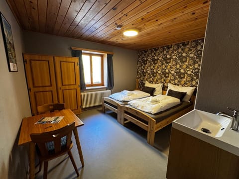 Familiehotel La Randulina Inn in Canton of Grisons