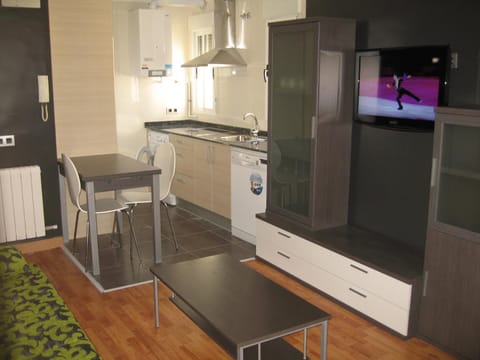 Kitchen or kitchenette, Living room, Dining area