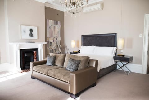 Seating area, Bedroom