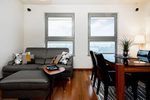 TV and multimedia, Living room, Seating area, Dining area, hair dresser