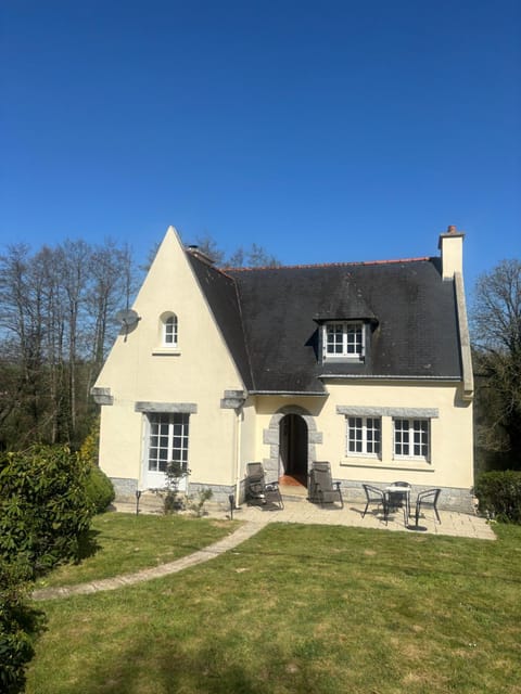 Property building, Patio