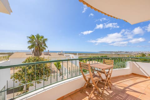 View (from property/room), Balcony/Terrace, Sea view