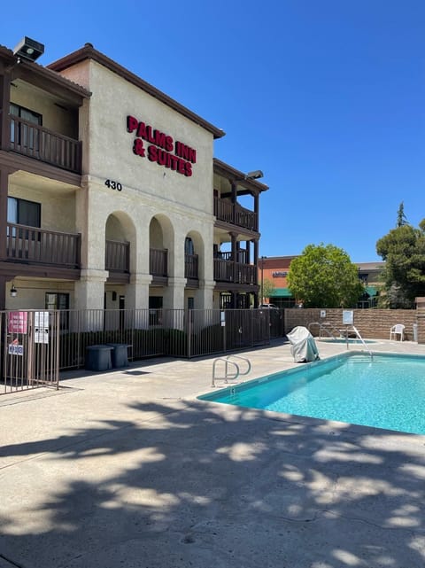 Property building, Swimming pool