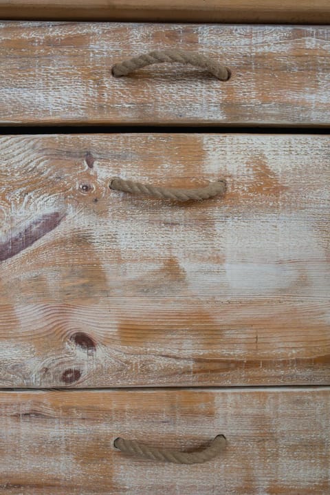 Kitchen or kitchenette, Decorative detail