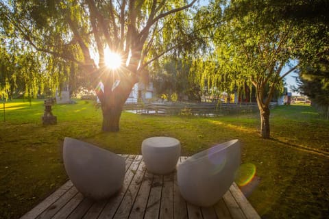 Day, Natural landscape, Garden view, Lake view