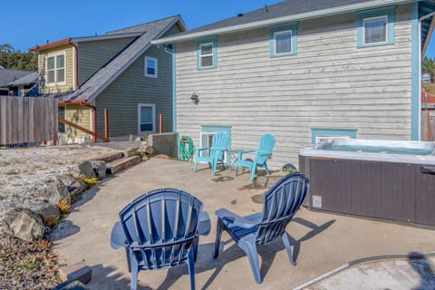 Octopus Garden House in Lincoln City