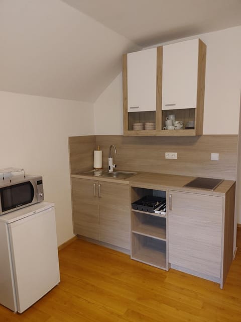 minibar, pet friendly, stove
