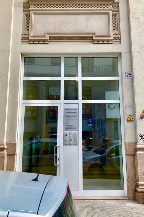 Facade/entrance, Property logo or sign