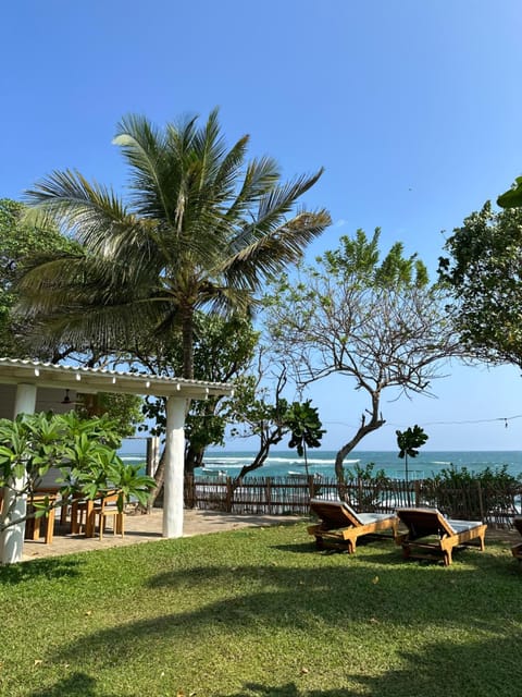 Day, Natural landscape, Garden, Beach, Garden view, Sea view