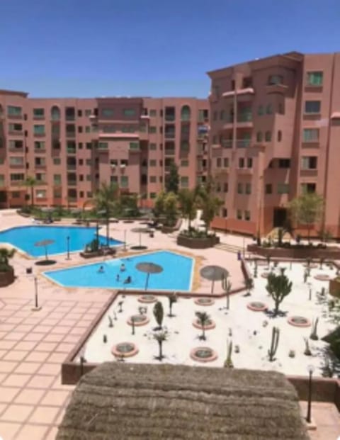 Pool view, Swimming pool