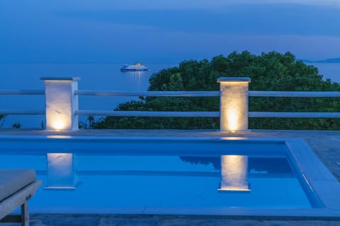 Sea view, Swimming pool