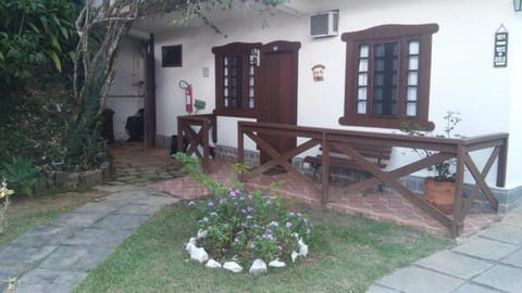 Cheiro de Mata Pousada e Restaurante - 15 Km da Terra dos Dinos em Miguel Pereira Hotel in State of Rio de Janeiro