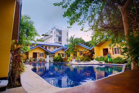 Property building, Swimming pool