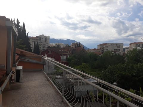 View (from property/room), Balcony/Terrace