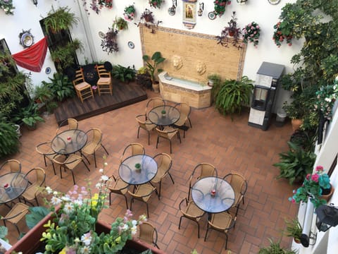 Patio, Patio, Day, Garden, View (from property/room), Living room, Seating area, Garden view