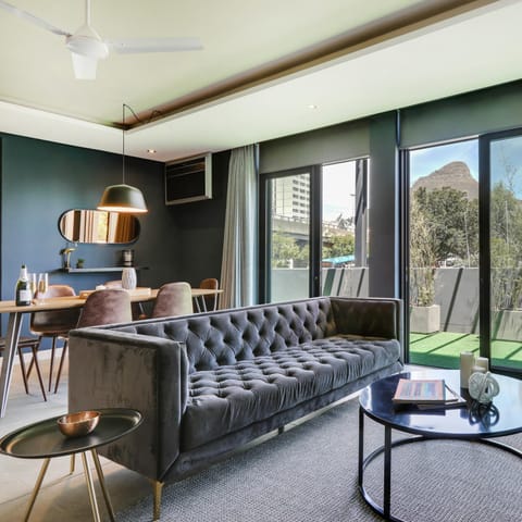 Patio, Garden, Living room, Dining area