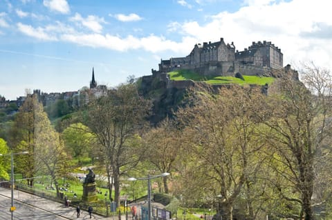 Destiny Scotland Charlotte Square Apartments Apartment in Edinburgh