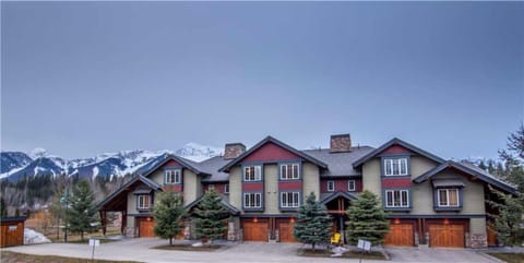 Property building, Mountain view