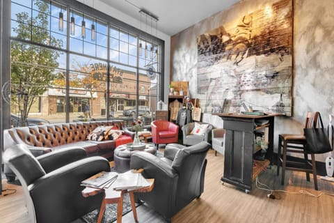 Facade/entrance, Lobby or reception, concierge