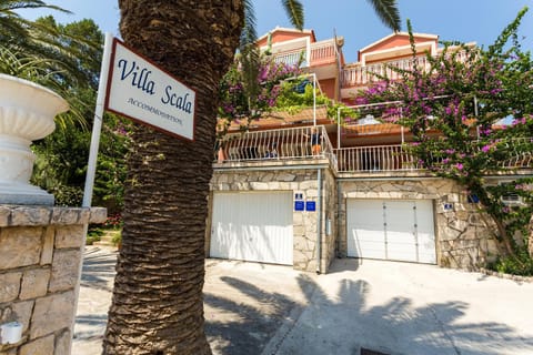 Facade/entrance, Property logo or sign