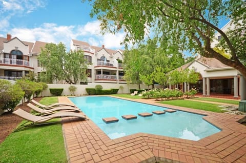 Property building, Garden, Pool view, Swimming pool