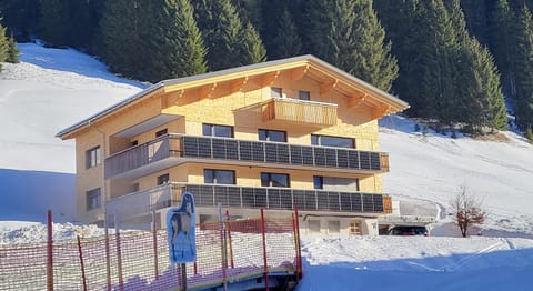 Property building, Day, Winter