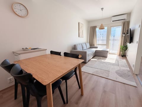 Living room, Photo of the whole room, Seating area, Dining area, internet, air conditioner