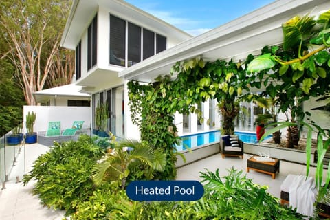 Property building, Patio, Garden view, Swimming pool, sunbed
