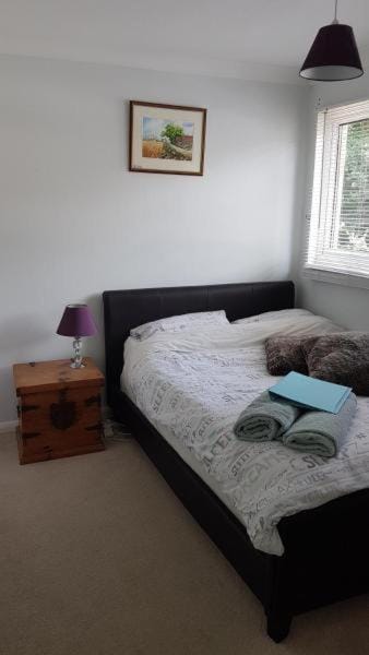 Fully equipped Large 3 bedroom Apartment in East Hertfordshire District