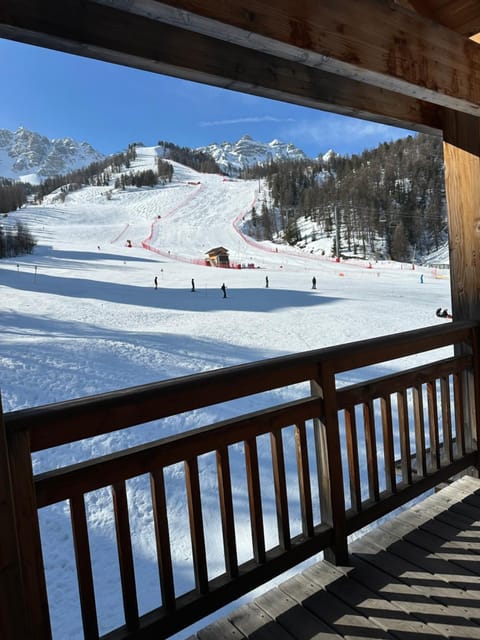 Chalet. Les Fermes de Vars Apartment in Piedmont